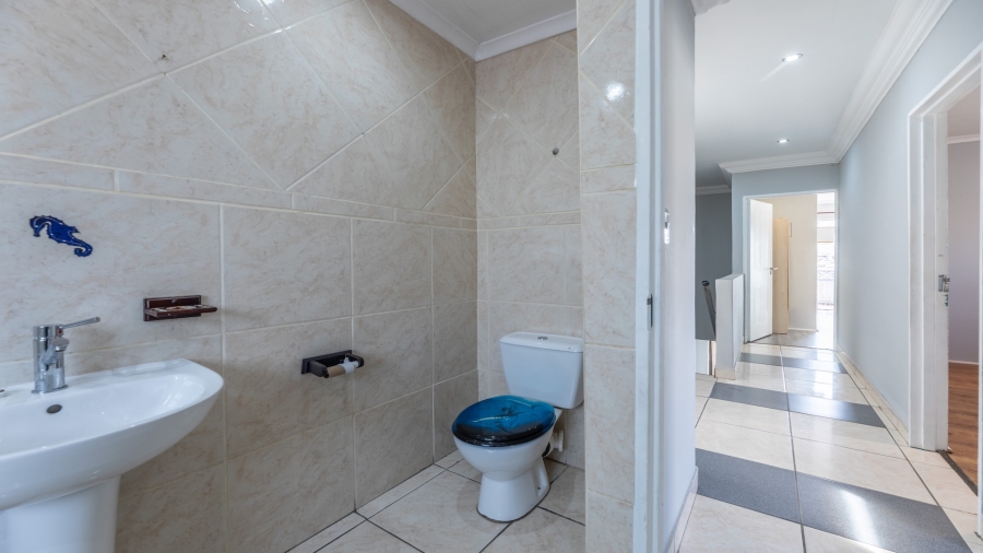 3 Bedroom Property for Sale in Parklands Western Cape